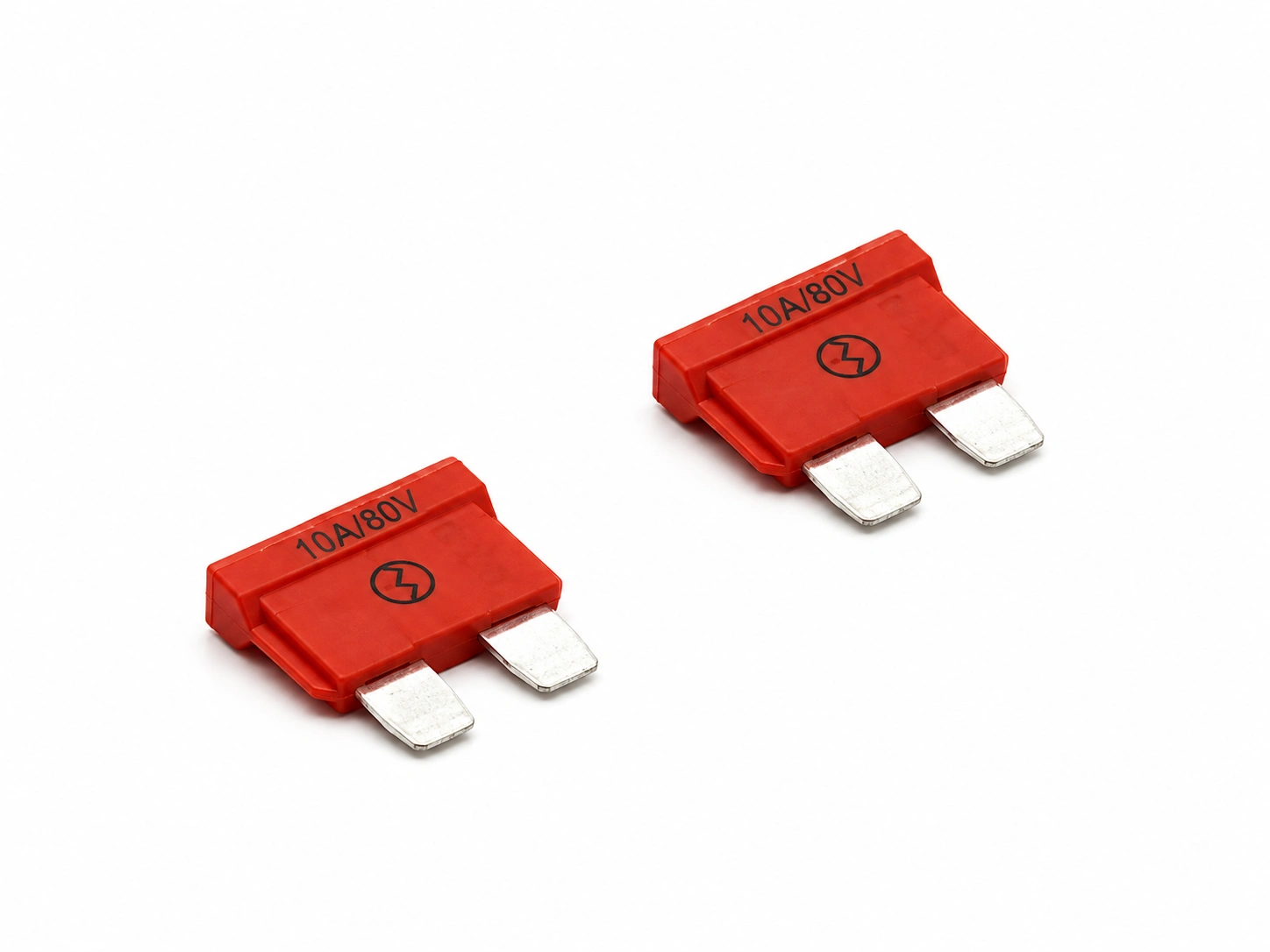 10A 80V ATO blade fuse pair, original color and geometry retained