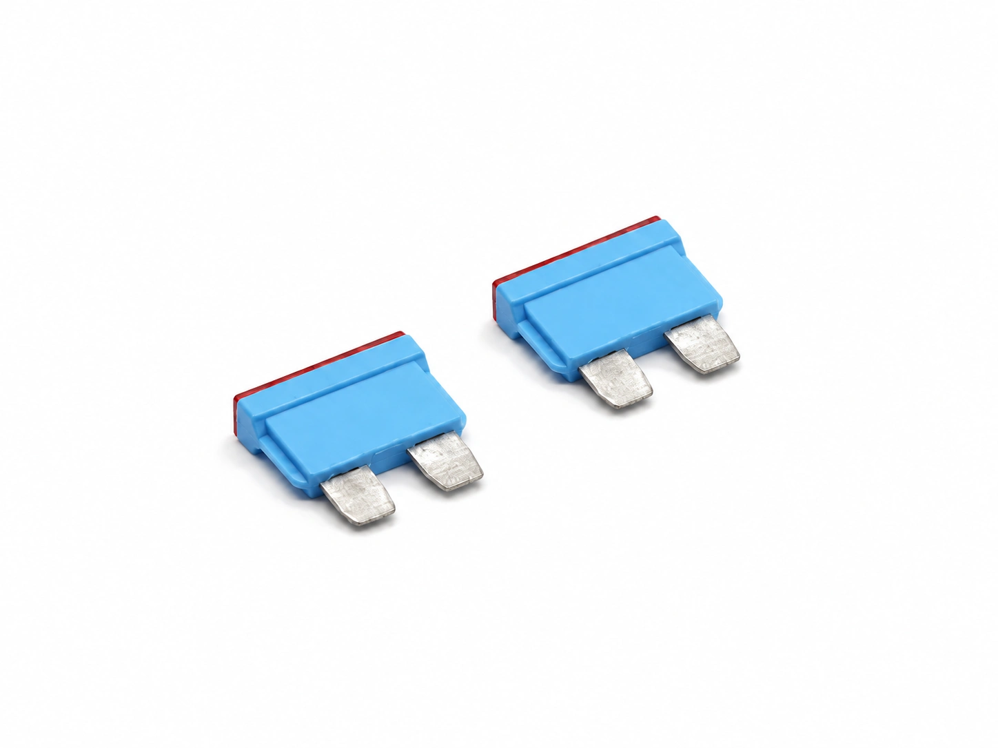 15A 80V ATO blade fuse pair, original color and geometry retained