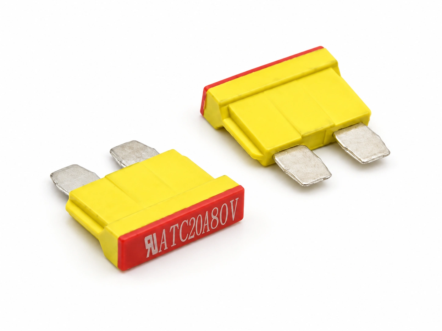 20A 80V ATO blade fuse pair, original color and geometry retained