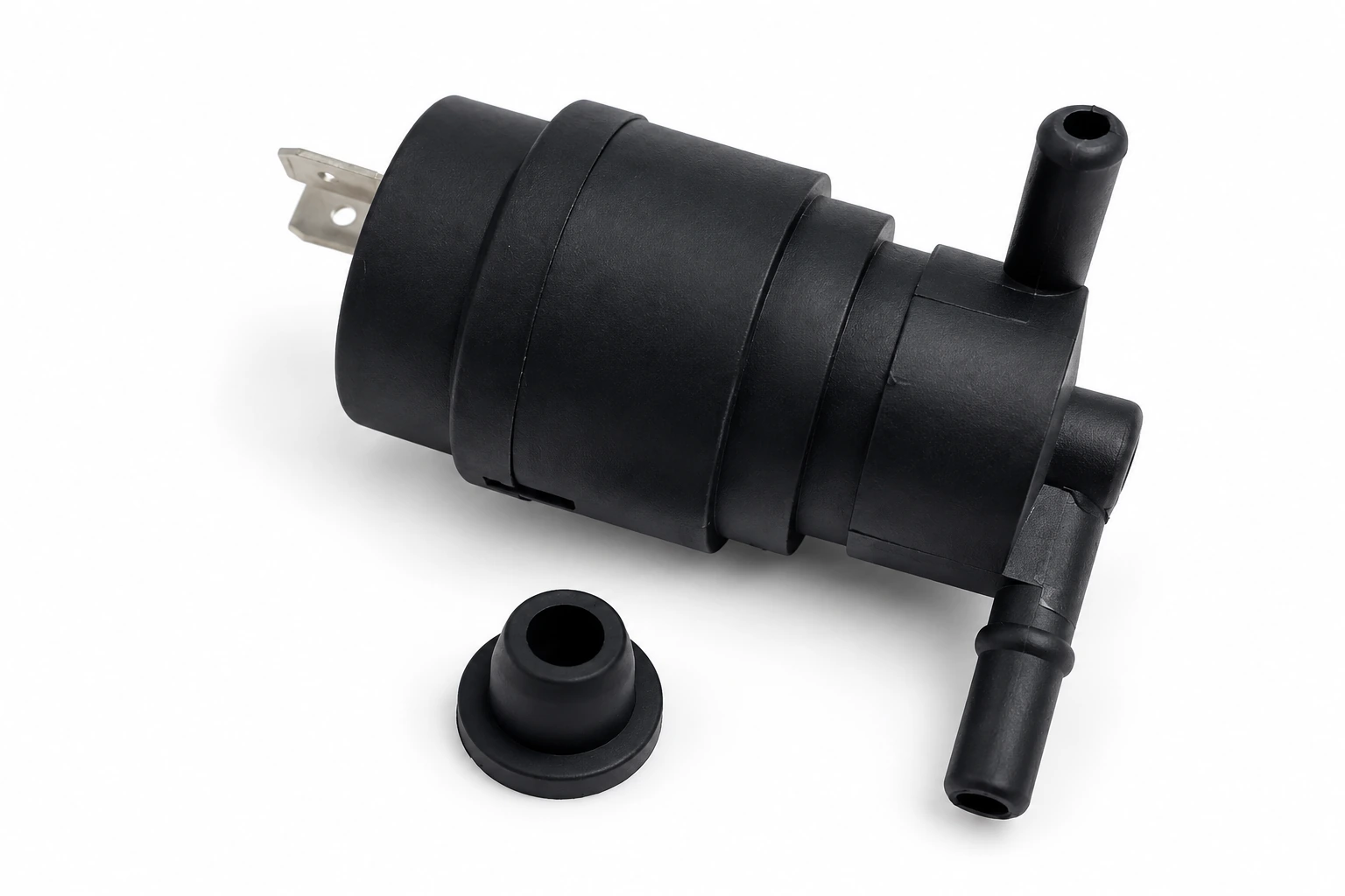 TF004 automotive washer pump — illustrative catalog image
